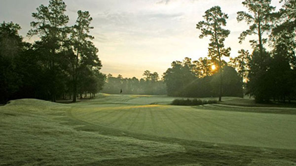 Team at hurricane-ravaged course goes extra mile for its members