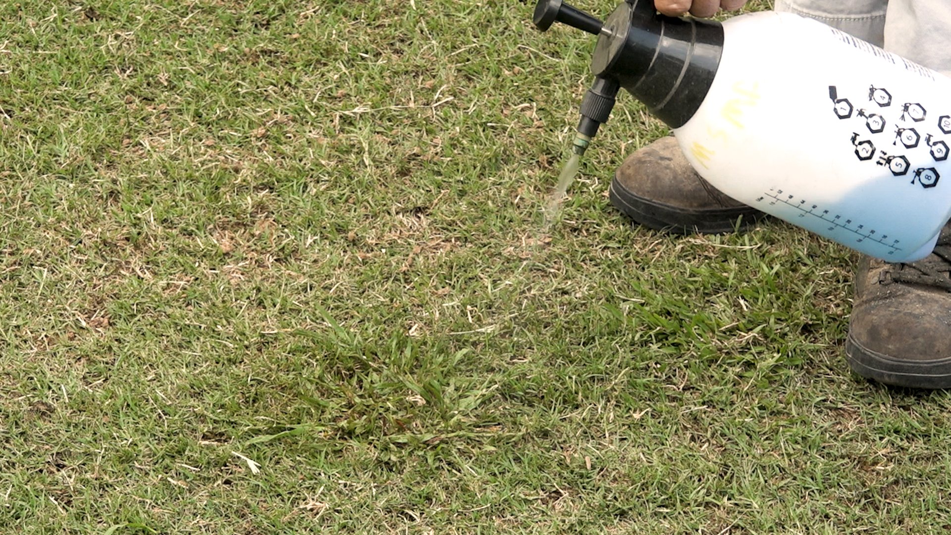Spot Spray Techniques at Rivermont CC