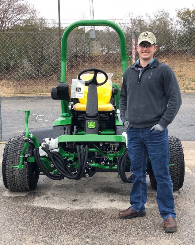 030421deere4.jpg