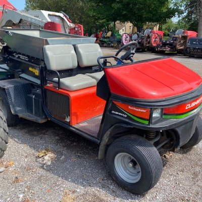 More information about "Cushman Utility Vehicle with Turfco Topdresser"