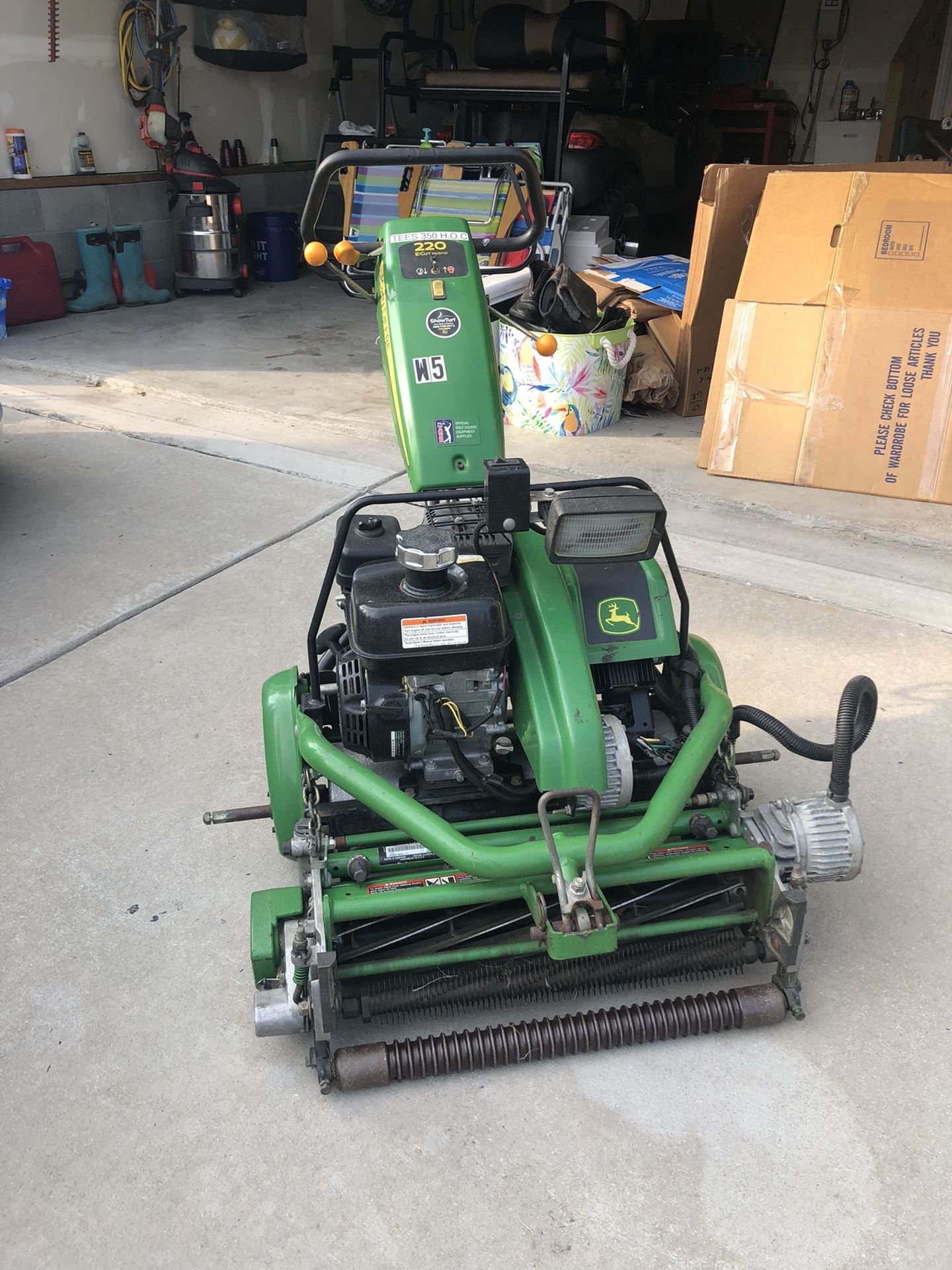 2019 Ships Free* JOHN DEERE 220E Cut hybrid - Walk Greensmower - TurfNet