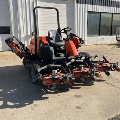  2019 Jacobsen AR722