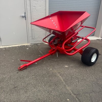   Lely WFR Tow Style Fertilizer Spreader