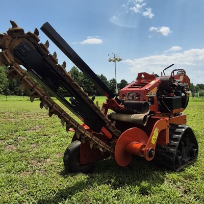   Ditch Witch RT24