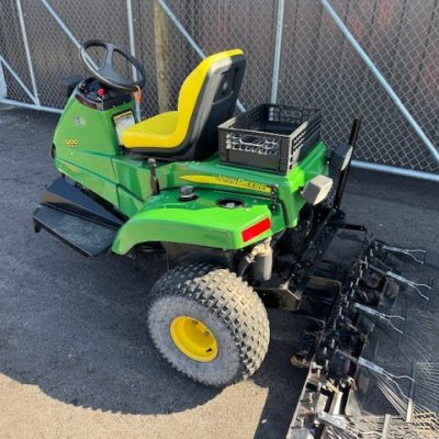  2013 John Deere 1200H