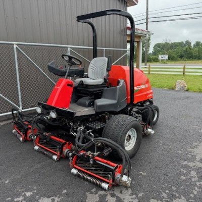  2013 Jacobsen LF 570 4x4