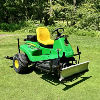  2020 John Deere 1200 Hydro  Bunker/Infield Rake