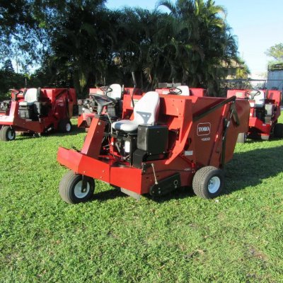   Toro 4800 sweeper