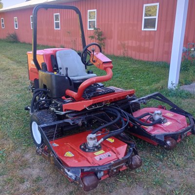  2014 Toro 3505 3 wheel drive