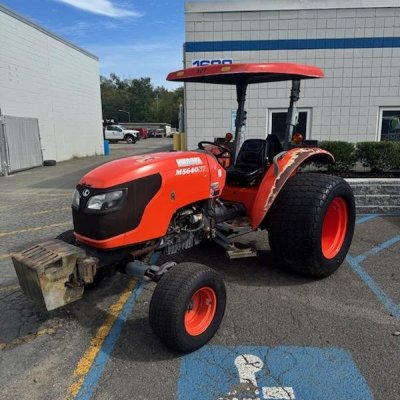  2013 Kubota M5640SU
