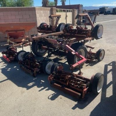   Toro & Lesco 33457 7 unit Hyd lift frames