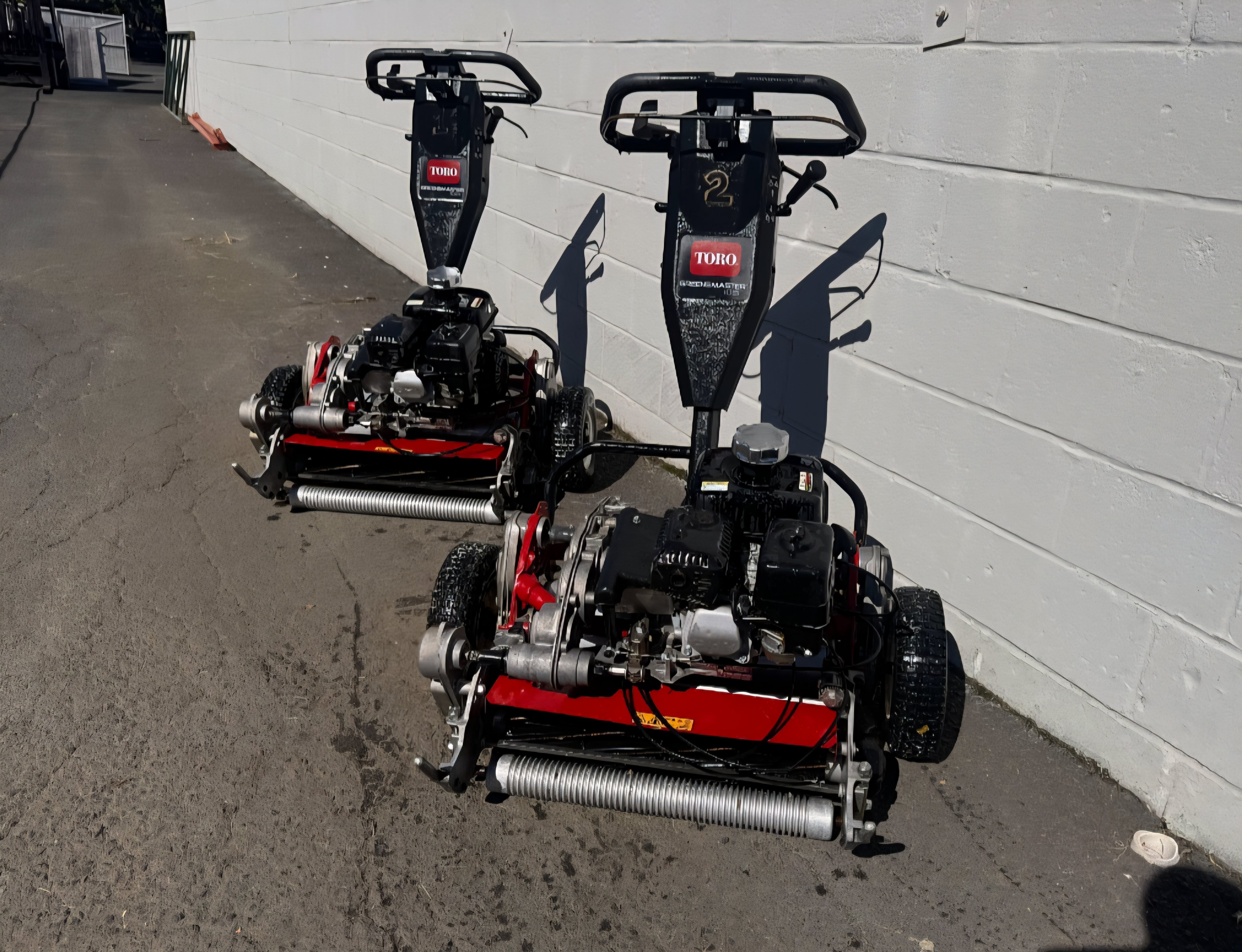 2019 Toro GR1021 - Walk Greensmower - TurfNet