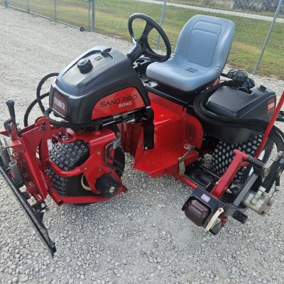 2017 Toro Sand Pro 5040 Model 08705