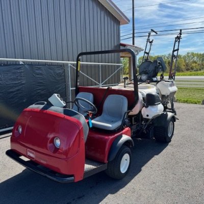  2005 Toro 3300D with 200 Gallon Sprayer