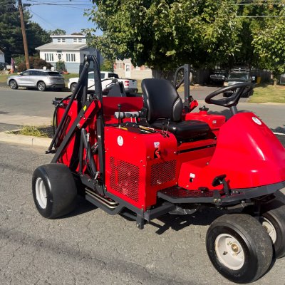  2024 Baroness FS-900 Ride On Sweeper