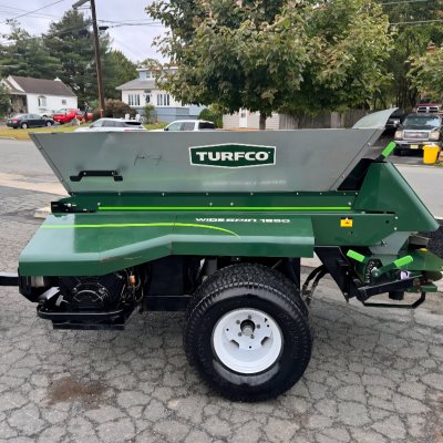  2019 Turfco Widespin 1550 Dual Spinner Topdresser