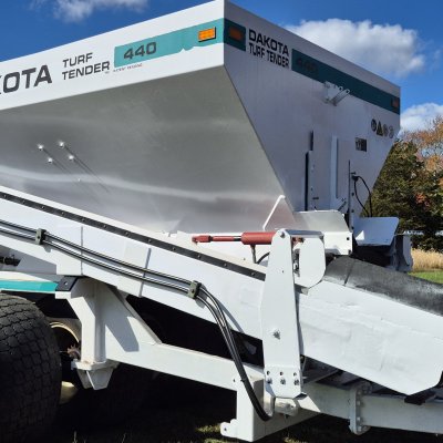   Dakota Turf Tender 440