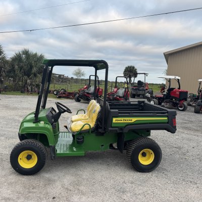  2021 John Deere TX Turf Gator
