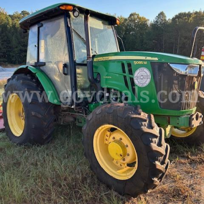  4 Lots: 2012 John Deere 5083E & 5085M Tractors
