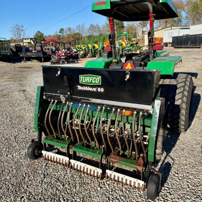   Turfco Triwave 60 Overseeder