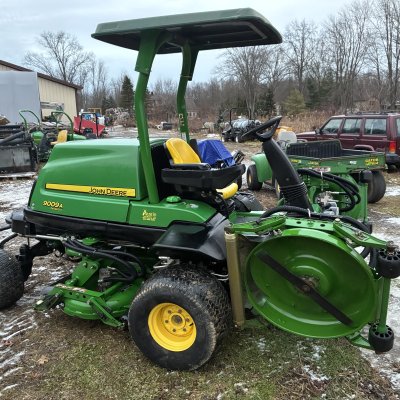  2019 John Deere  Terrain cut rotary mower 9009A