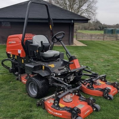  2019 Jacobsen AR-331