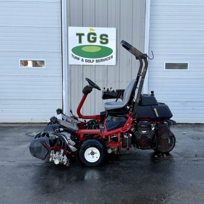  2015 Toro Greensmaster Triflex  3300 - 3 Wheel Drive