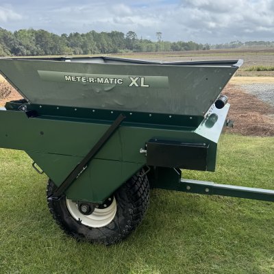   Turfco Meter Matic XL