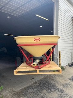  2002 + 2003 Vicon Pendulum Spreader