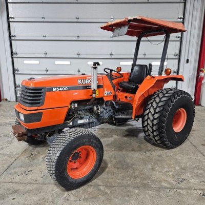   KUBOTA M5400