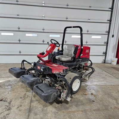   TORO Reelmaster 3550D
