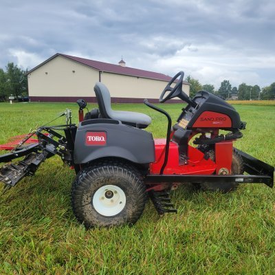  2017 Toro Sand Pro 3040