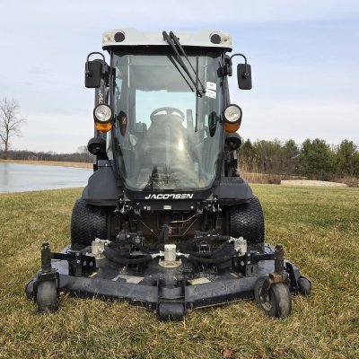  2018 Jacobsen HR800
