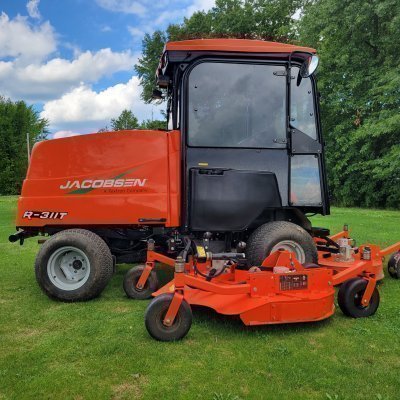 2015 Jacobsen R311T