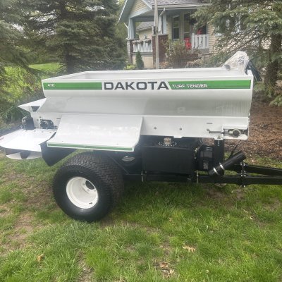  2022 Dakota Turf Tender 410