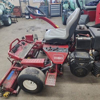  2010 Toro Greensmaster 3050