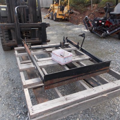  2018 TORO SAND PRO Front Manual Blade Attachment