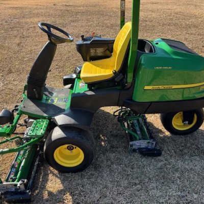  2017 John Deere 2500E Greens Mower