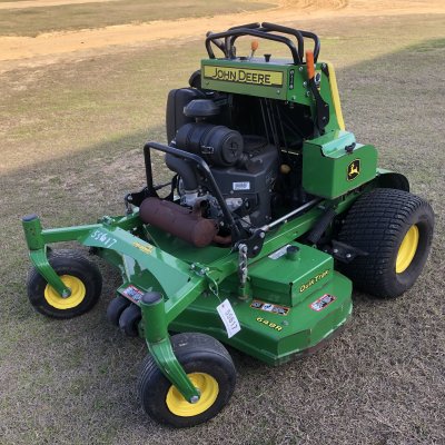  2020 John Deere 648R stand on
