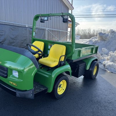  2016 John Deere 2030-D with high flow hydraulics
