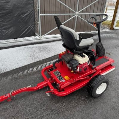 2017 Toro GreensPro 1260