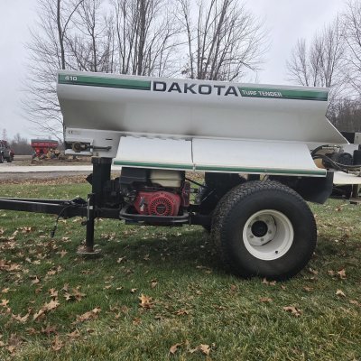  2016 Dakota Turf Tender 410