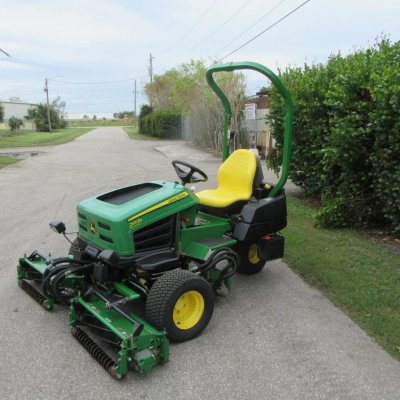   John Deere 2653B 72”