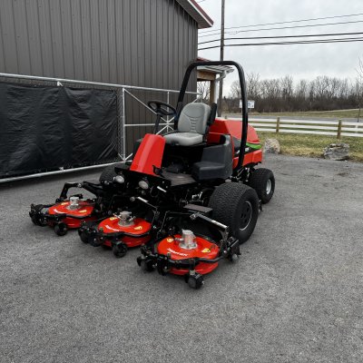  2011 Jacobsen AR522