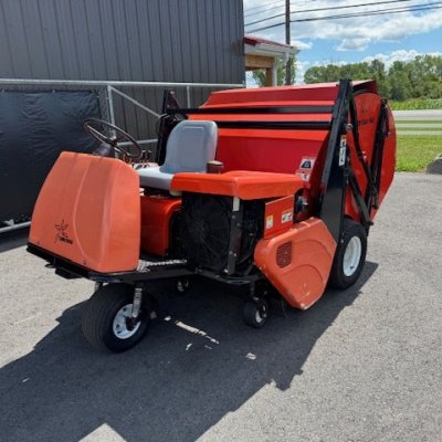   Smithco Sweepstar 60 Diesel Sweeper