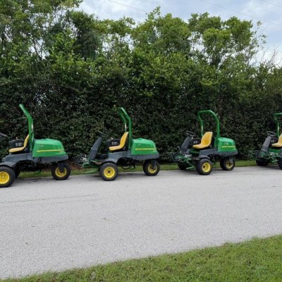  2015 John Deere 2500B