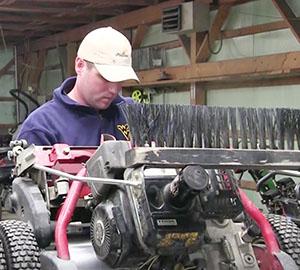 2016 Technician of the Year Kris Bryan.